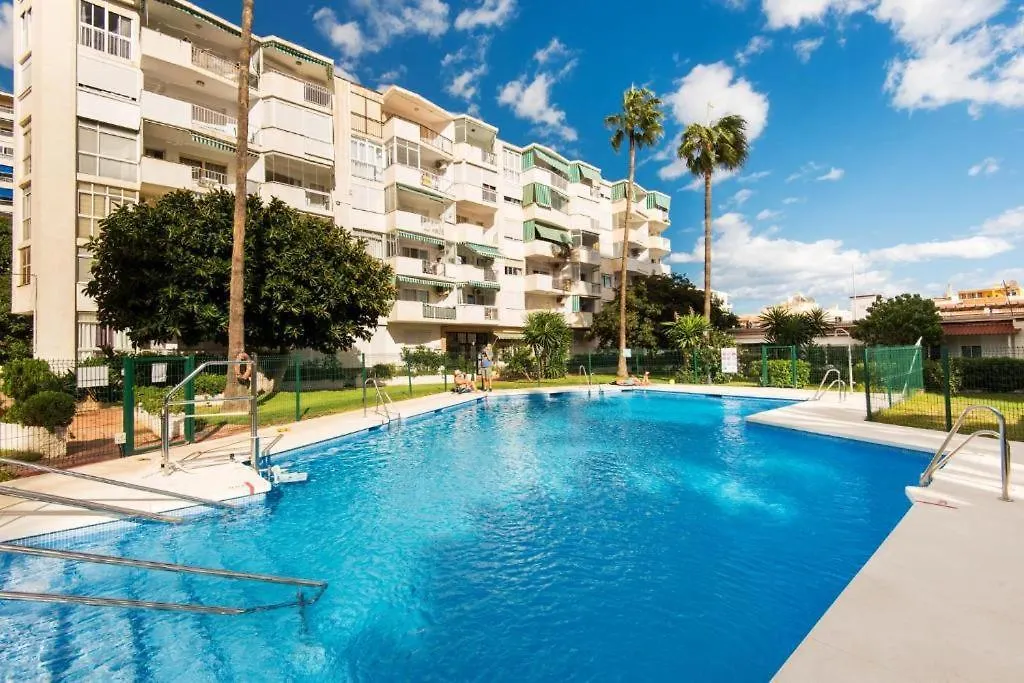 Carihuela Beachfront Retreat Torremolinos