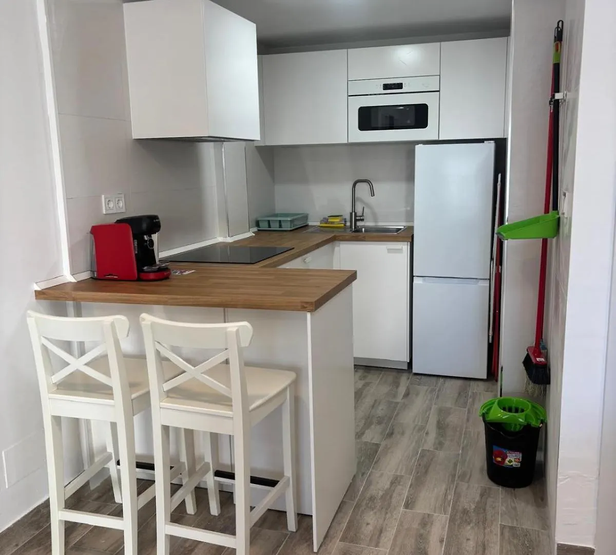 Appartement Carihuela Beachfront Retreat Torremolinos Spanje